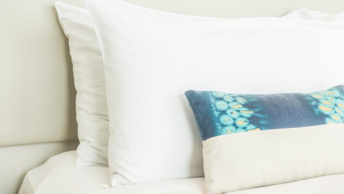 Oreiller ou coussin : quelle différence et comment bien choisir ?